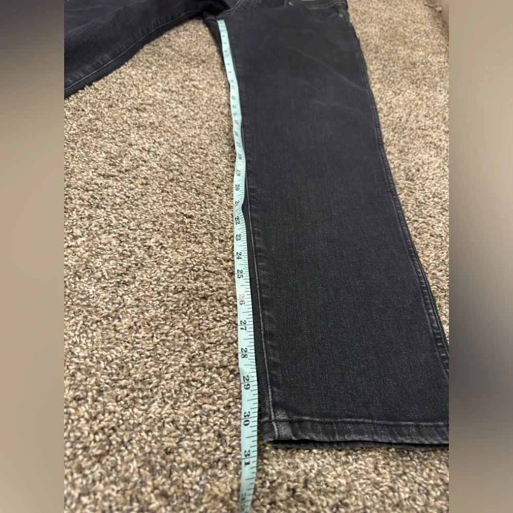 Madewell low-rise jeans size 33, lunar wash, 100% cotton, straight leg - Picture 10 of 12